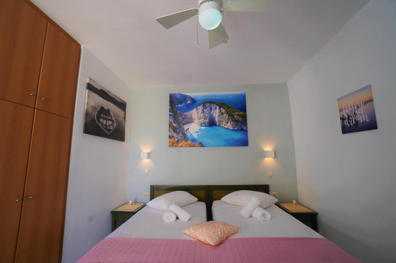 Seafront Spirit Apts Apartment Закинтос Екстериор снимка