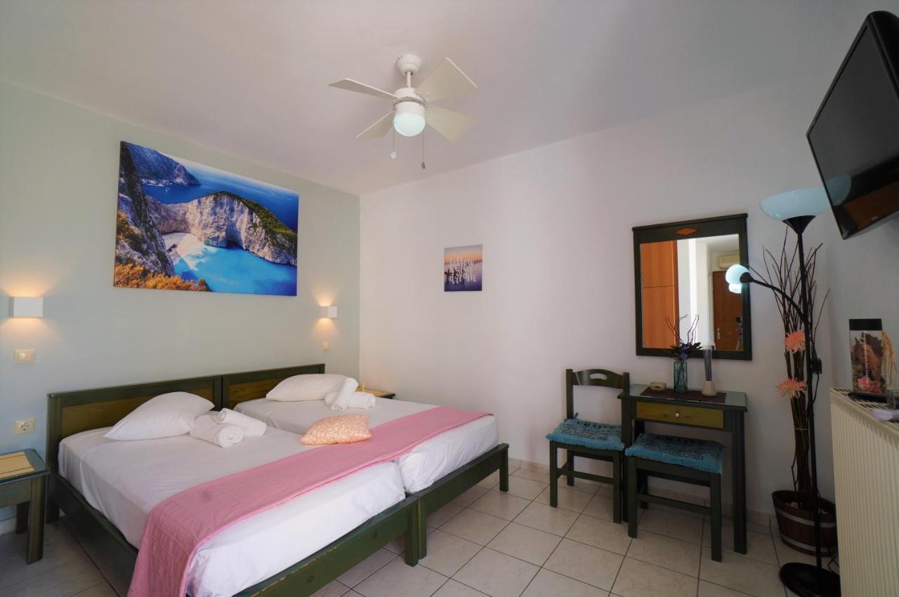 Seafront Spirit Apts Apartment Закинтос Екстериор снимка