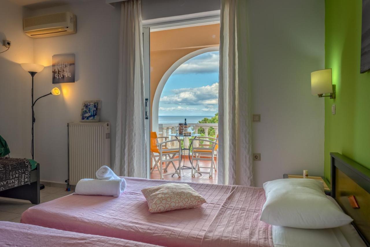 Seafront Spirit Apts Apartment Закинтос Екстериор снимка